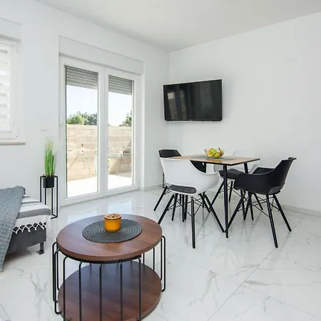 Apartment App Grabovickic 1 By Interhome *