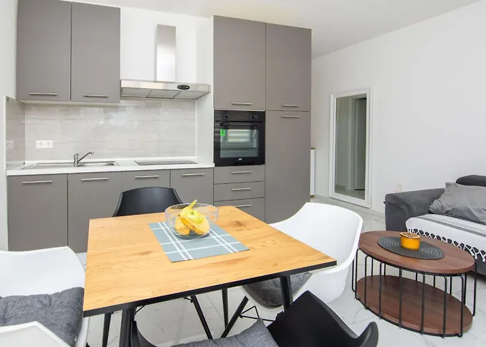 App Grabovickic 1 By Interhome * Вир